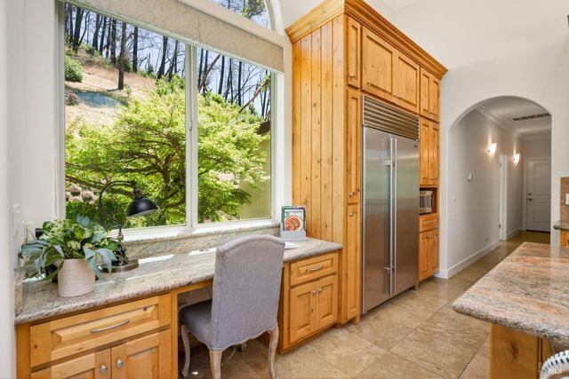 3860 N Silverado Trl N, Calistoga, CA 94515