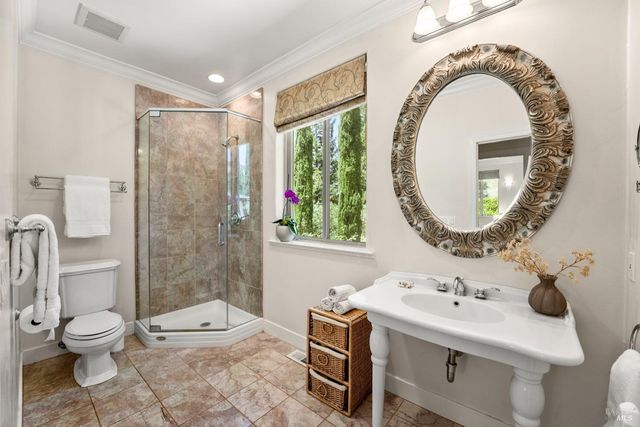 3860 N Silverado Trl N, Calistoga, CA 94515