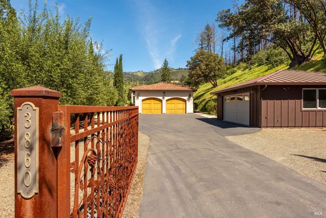 3860 N Silverado Trl N, Calistoga, CA 94515