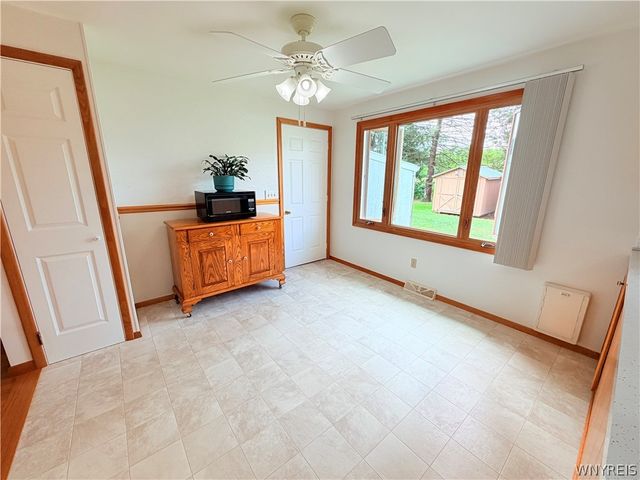6410 Deanna Drive, Boston, NY 14075