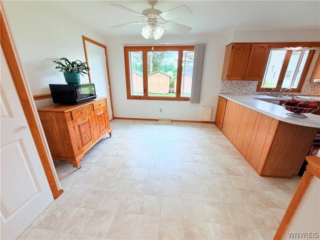 6410 Deanna Drive, Boston, NY 14075