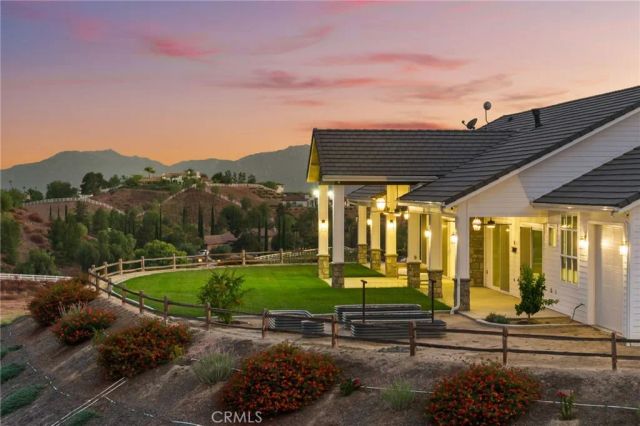 41799 Calle Contento, Temecula, CA 92592