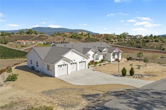 41799 Calle Contento, Temecula, CA 92592