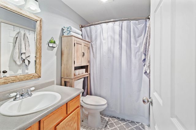 1110 SW Bridge Street, Grants Pass, OR 97526