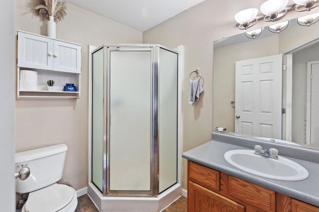 1110 SW Bridge Street, Grants Pass, OR 97526