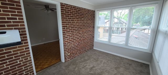 1500 W Touhy Avenue 2N, Park Ridge, IL 60068