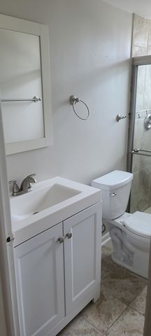 1500 W Touhy Avenue 2N, Park Ridge, IL 60068