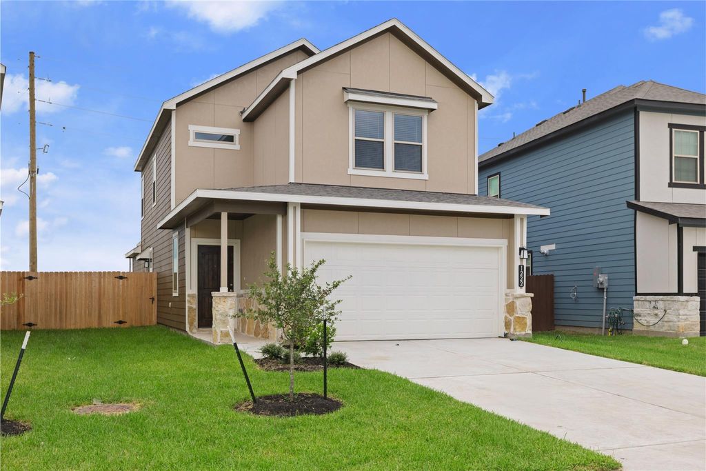 1222 Elsinore Drive, Rosharon, TX 77583