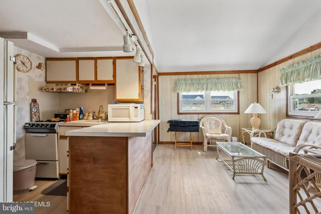 1113 LEILANI DR, Forked River, NJ 08731