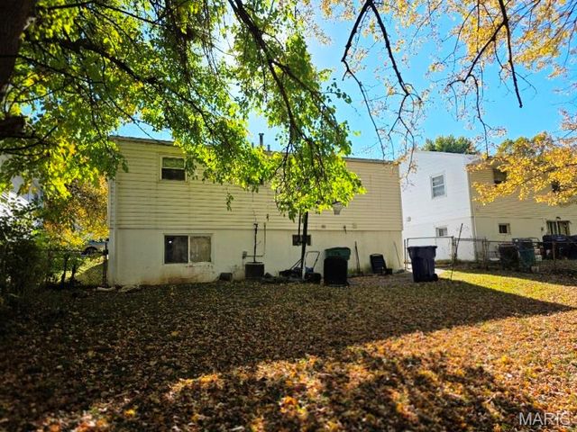 13 Barto Drive, Calverton Park, MO 63135