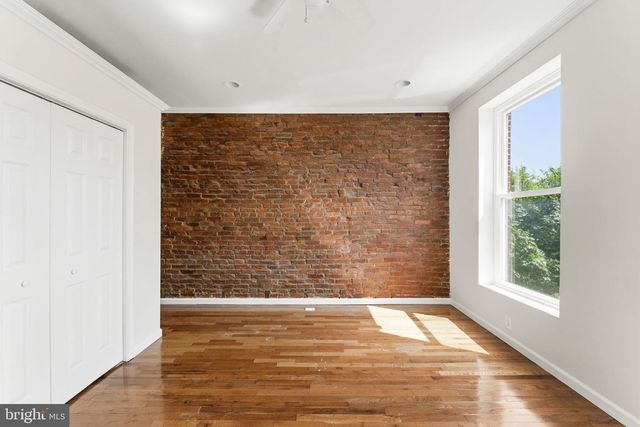 1110 GUILFORD AVE, Baltimore, MD 21202