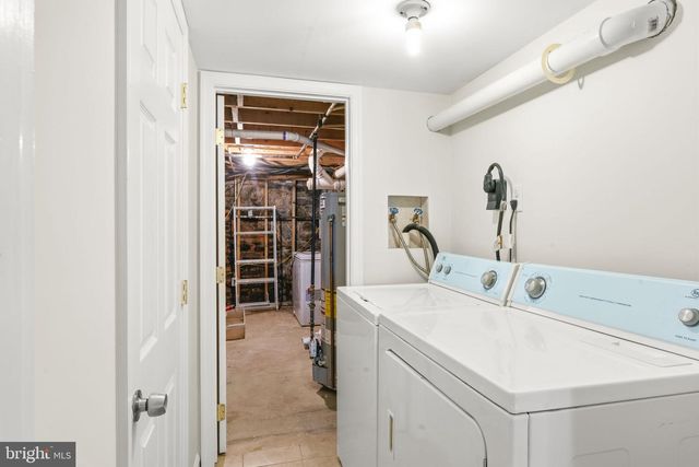 1110 GUILFORD AVE, Baltimore, MD 21202