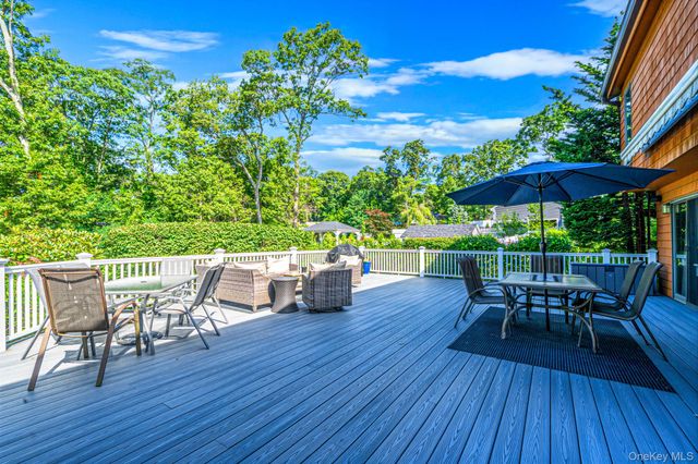 16 Oak Hills Drive, Rocky Point, NY 11778