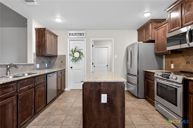 3906 Brookside Drive, Killeen, TX 76542