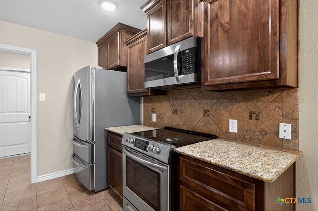 3906 Brookside Drive, Killeen, TX 76542