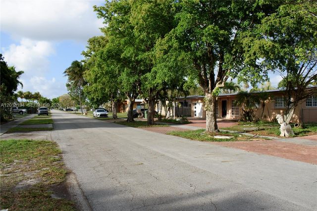 5349 W 14th Lane, Hialeah, FL 33012