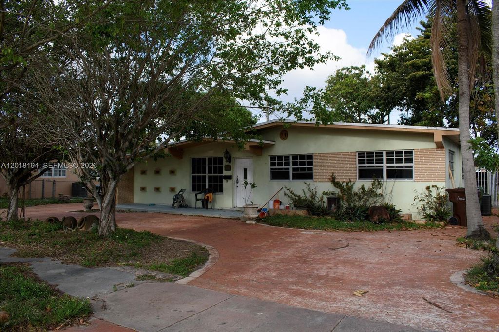 5349 W 14th Lane, Hialeah, FL 33012