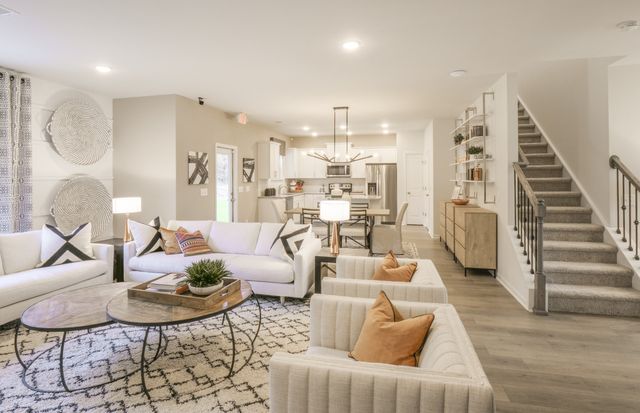 486 Jet Stream Dr, La Vergne, TN 37086