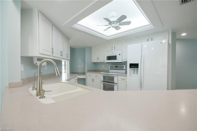 6686 Kestrel CIR, Fort Myers, FL 33966