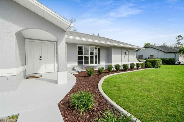 6686 Kestrel CIR, Fort Myers, FL 33966