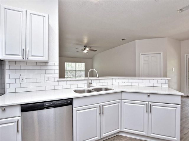 21511 Pershing Ave A, Lago Vista, TX 78645