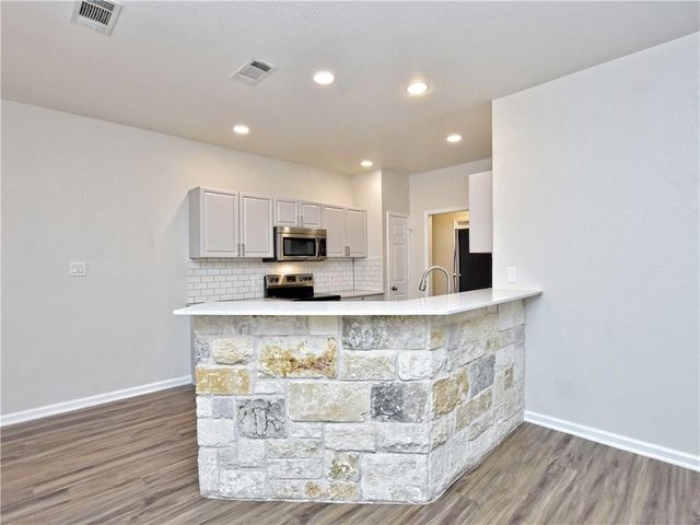 21511 Pershing Ave A, Lago Vista, TX 78645
