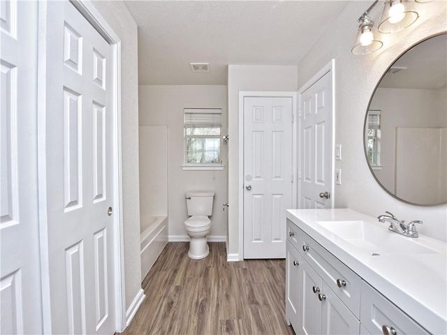 21511 Pershing Ave A, Lago Vista, TX 78645