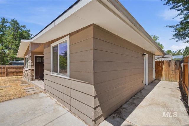 1360 W Targee St, Boise, ID 83706