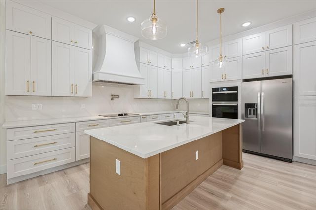 42845 HONEYSUCKLE STREET, Eustis, FL 32736