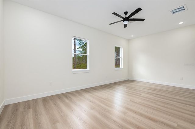 42845 HONEYSUCKLE STREET, Eustis, FL 32736