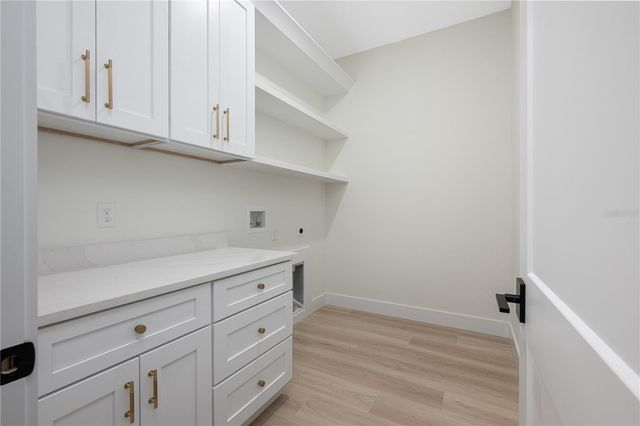 42845 HONEYSUCKLE STREET, Eustis, FL 32736