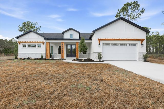 42845 HONEYSUCKLE STREET, Eustis, FL 32736