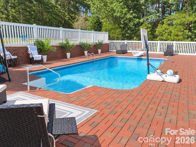201 Harbor Ridge Drive, Connelly Springs, NC 28612