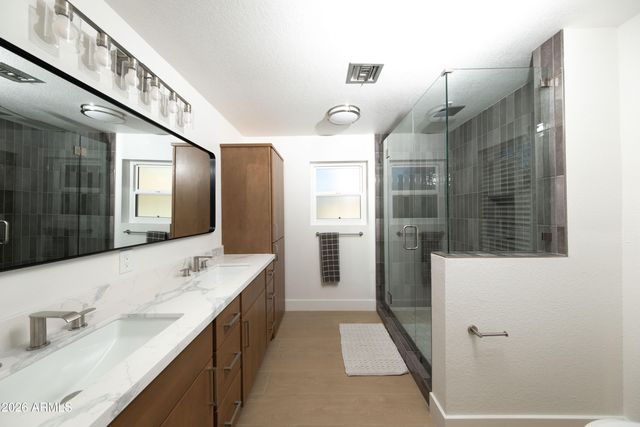 15215 N 7TH Place, Phoenix, AZ 85022