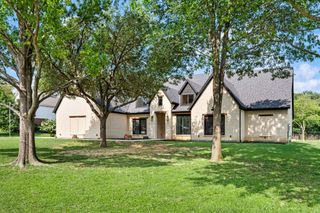 160 S Woodland Trail, Double Oak, TX 75077