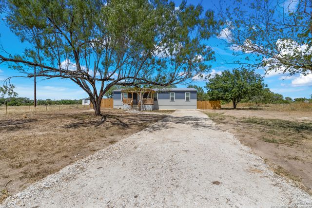 11867 Jarrat Road, San Antonio, TX 78002