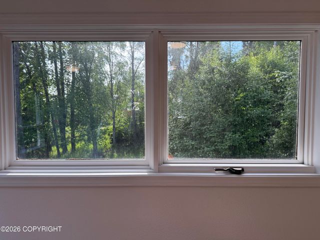425 E 16th Avenue, Anchorage, AK 99501