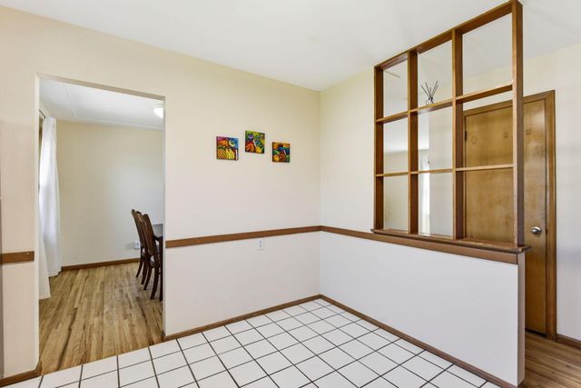 2021 Worcester Avenue, Saint Paul, MN 55116