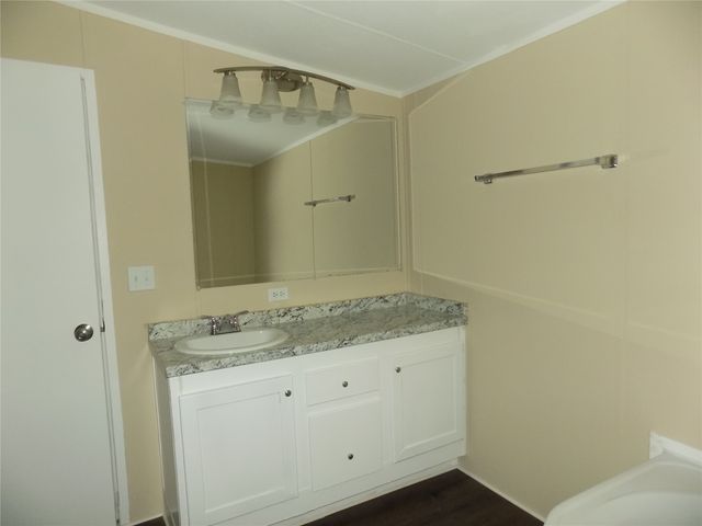 203 S Ridgeview Court, Azle, TX 76020