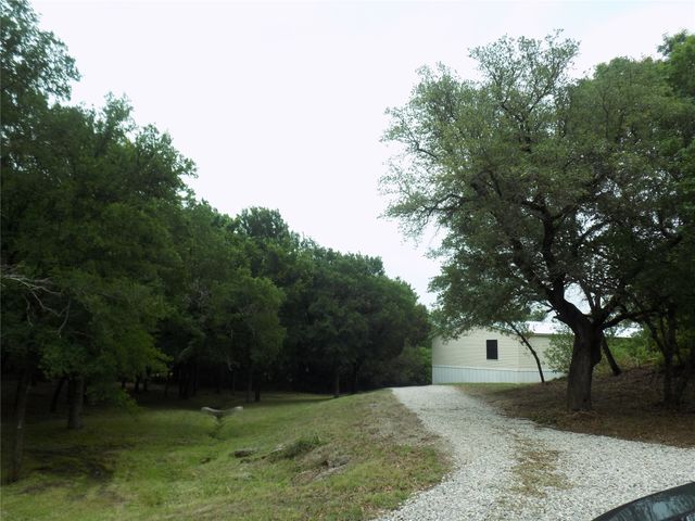 203 S Ridgeview Court, Azle, TX 76020