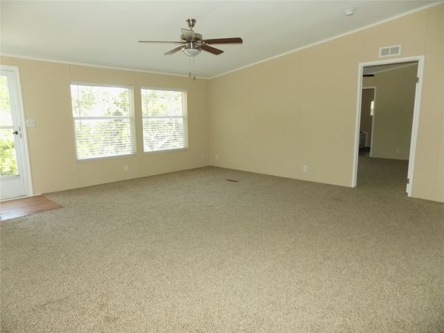 203 S Ridgeview Court, Azle, TX 76020