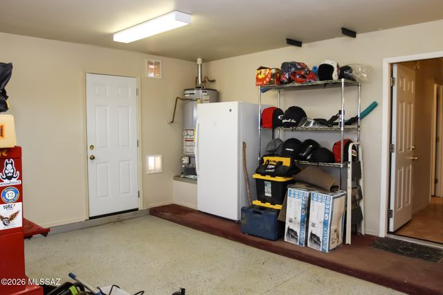 7963 S Farmhills, Tucson, AZ 85756