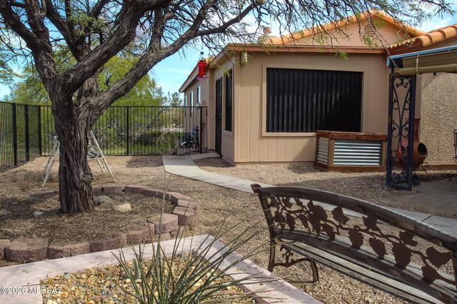 7963 S Farmhills, Tucson, AZ 85756