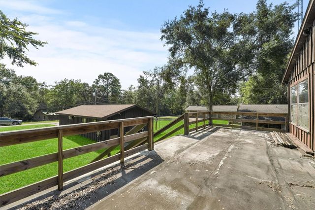 14 Walker Trail, Huntsville, TX 77320