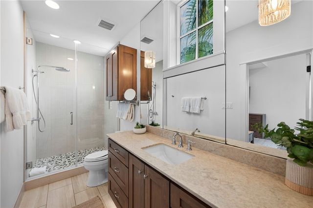 180 Sunset Ave, Port Aransas, TX 78373