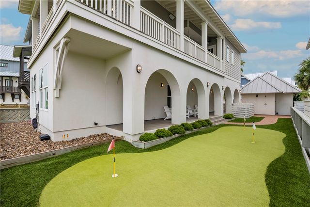 180 Sunset Ave, Port Aransas, TX 78373