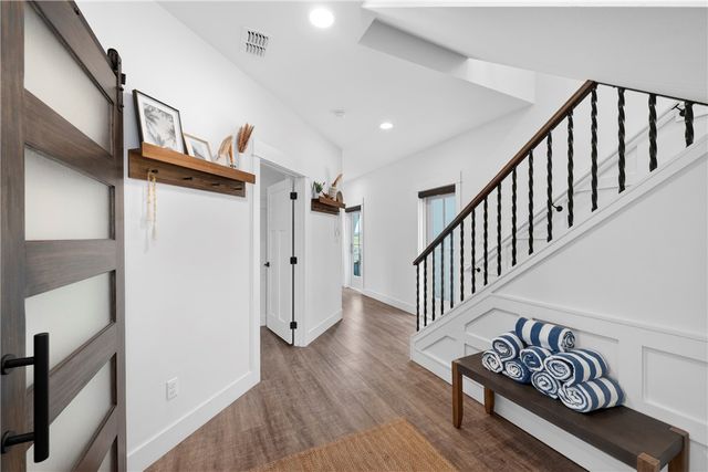 180 Sunset Ave, Port Aransas, TX 78373