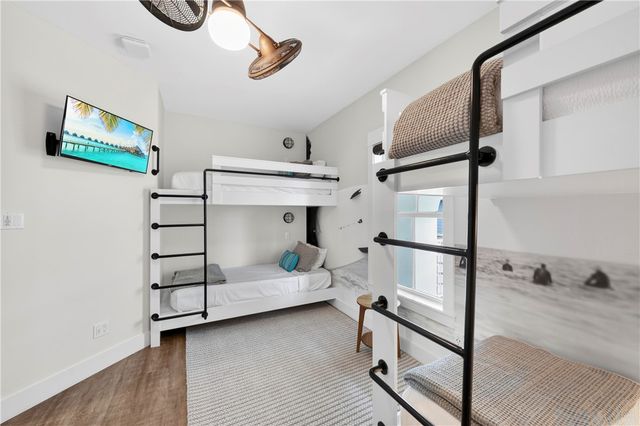 180 Sunset Ave, Port Aransas, TX 78373