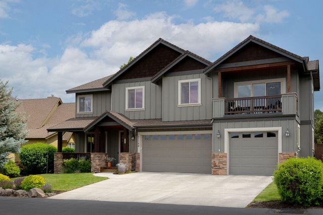 61148 Hilmer Creek Drive, Bend, OR 97702