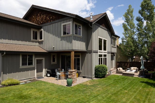61148 Hilmer Creek Drive, Bend, OR 97702